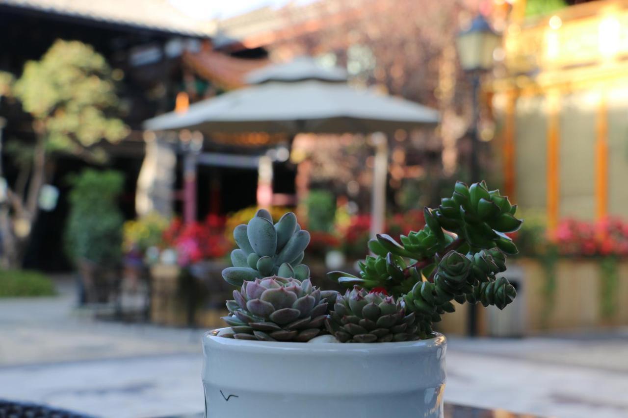 Doof Resort Hotel Lijiang  Buitenkant foto